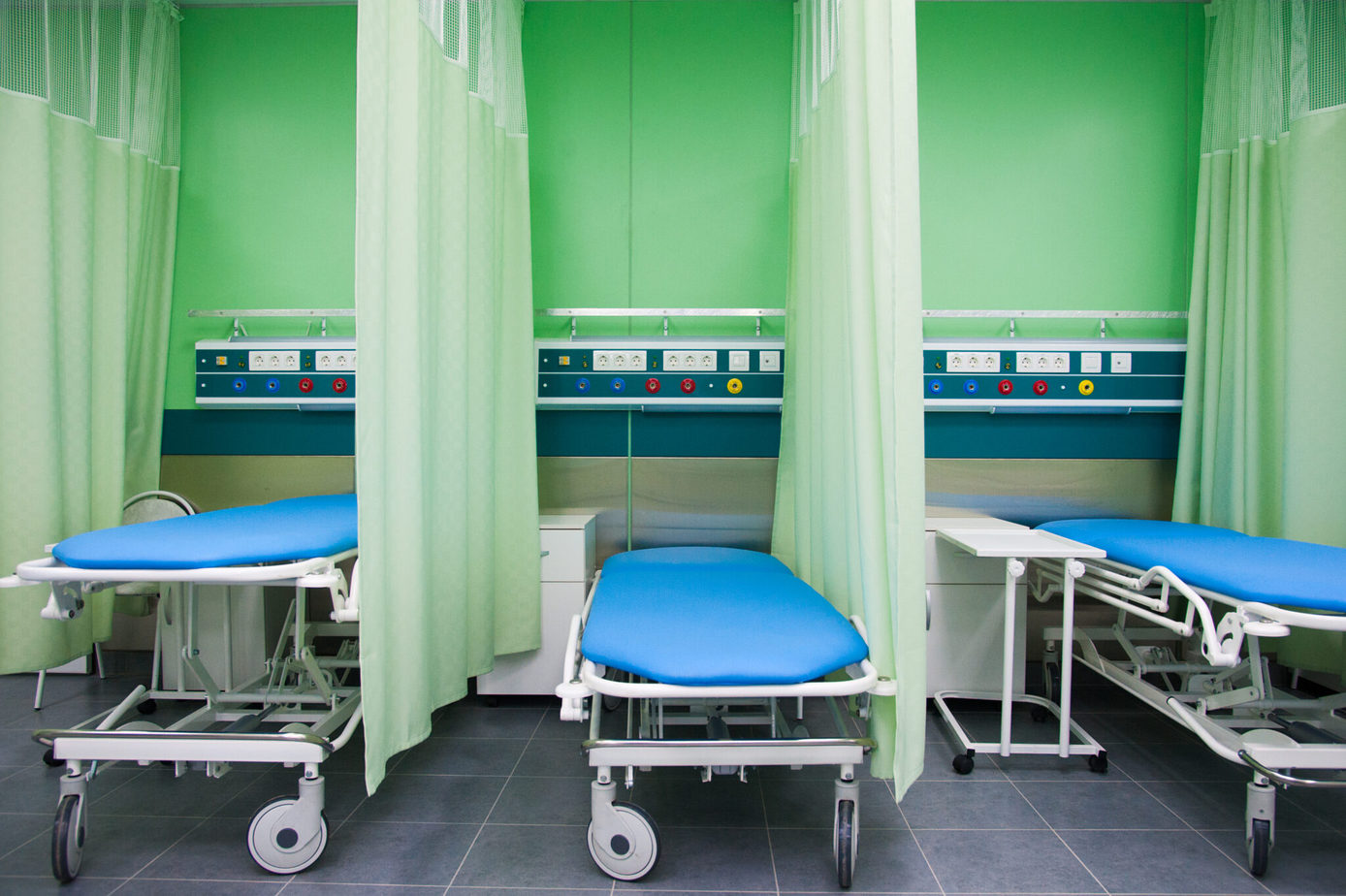 How Often Should You Clean Hospital Curtains? DMI